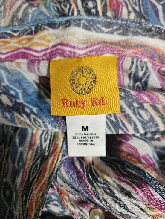 Ruby Rd. Colorful Top Medium - Picture 4 of 4